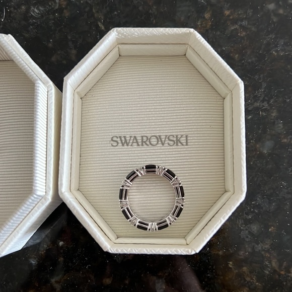 Swarovski Ring - Picture 3 of 4